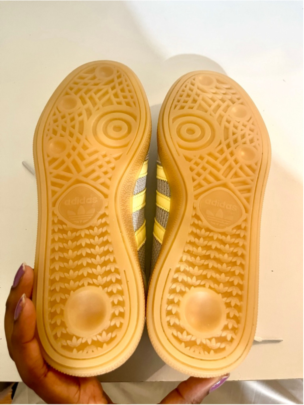 adidas Handball Spezial in "Footwear Gray / Powder Yellow" Women Sneakers Size 7 - Picture 9 of 9